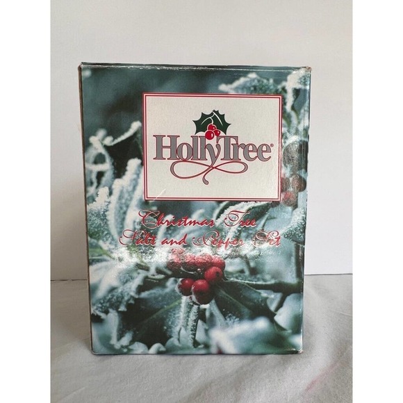 Holly Tree Christmas Salt &‎ Pepper Shakers Ceramic Holiday 2 Piece Set 7" New - Picture 9 of 9